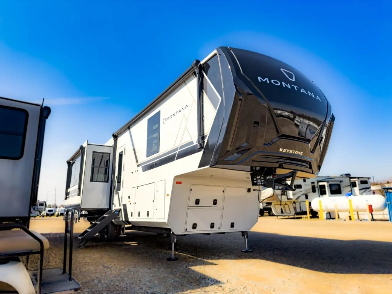 2026 Keystone Montana 3100RL - Photo 4