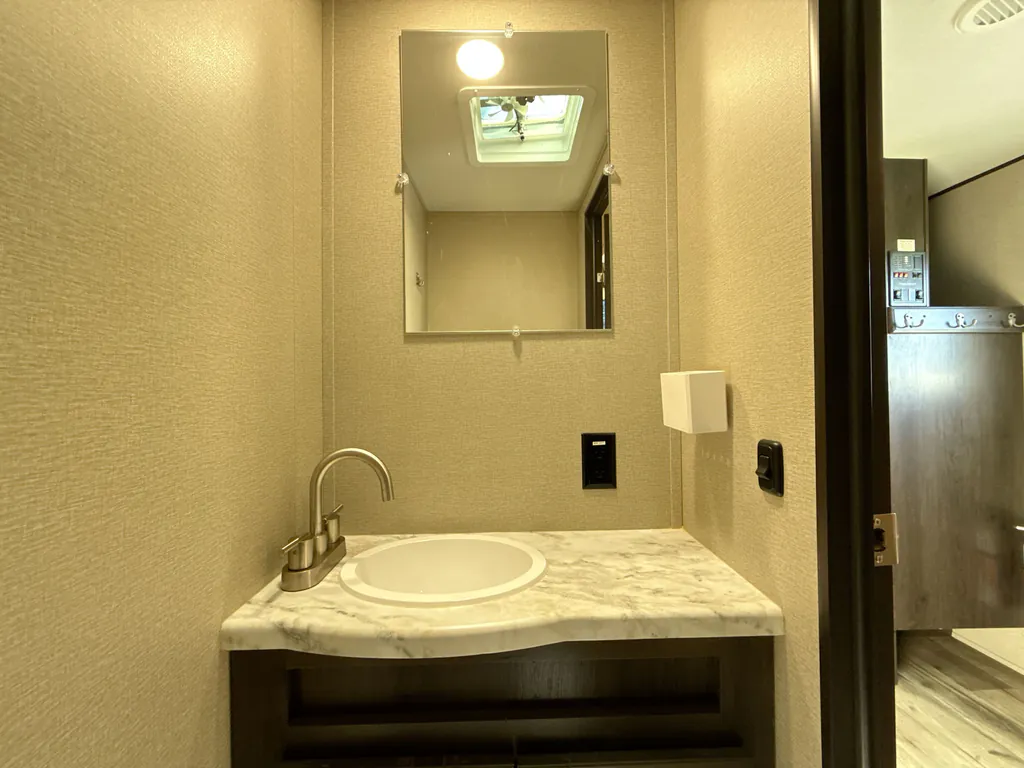 2023 Grand Design Transcend Xplor 321BH, Photos photo 24