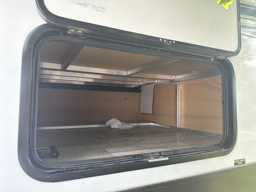 2022 Forest River Flagstaff Super Lite 29RLBS, Photos photo 30
