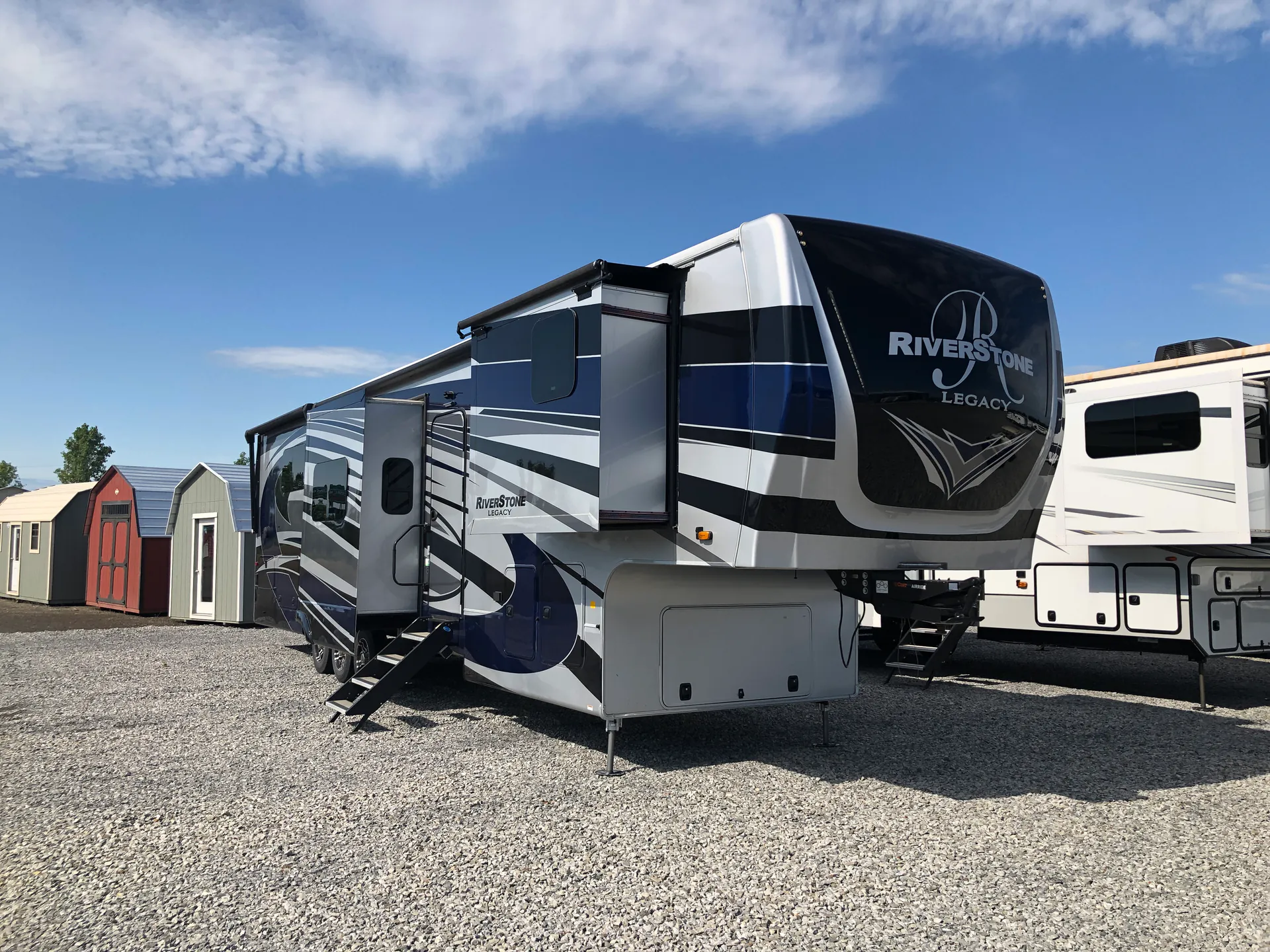 2022 Forest River RiverStone 42FSKG - Photo 2
