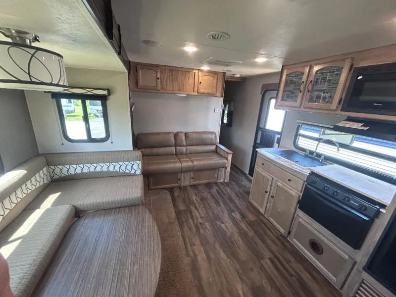 2018 Coachmen RV Freedom Express 248RBS - Photo 2