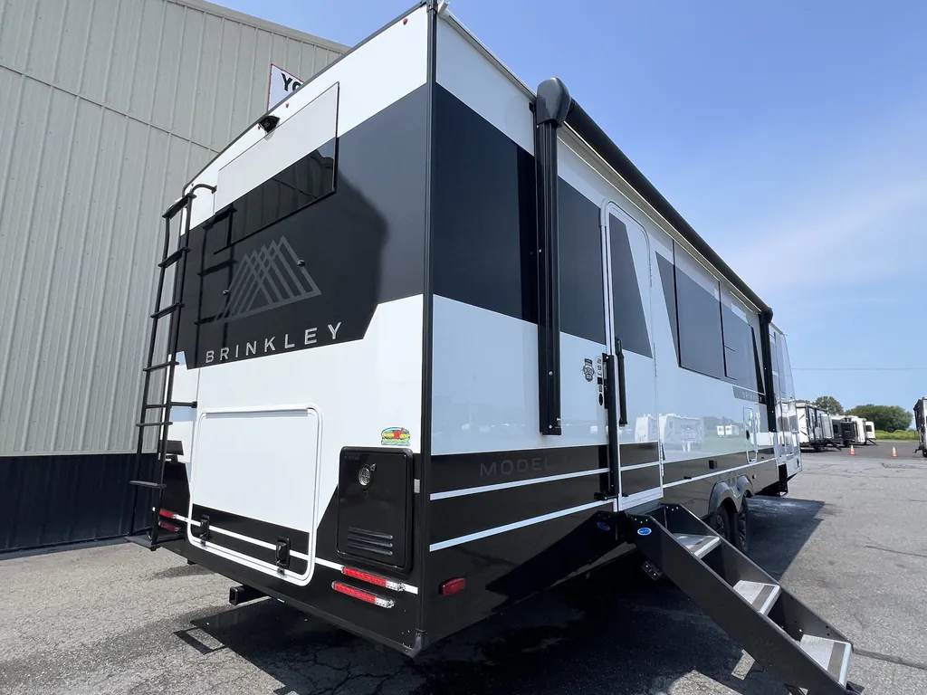 2026 Brinkley Model I 294, Photos photo 7