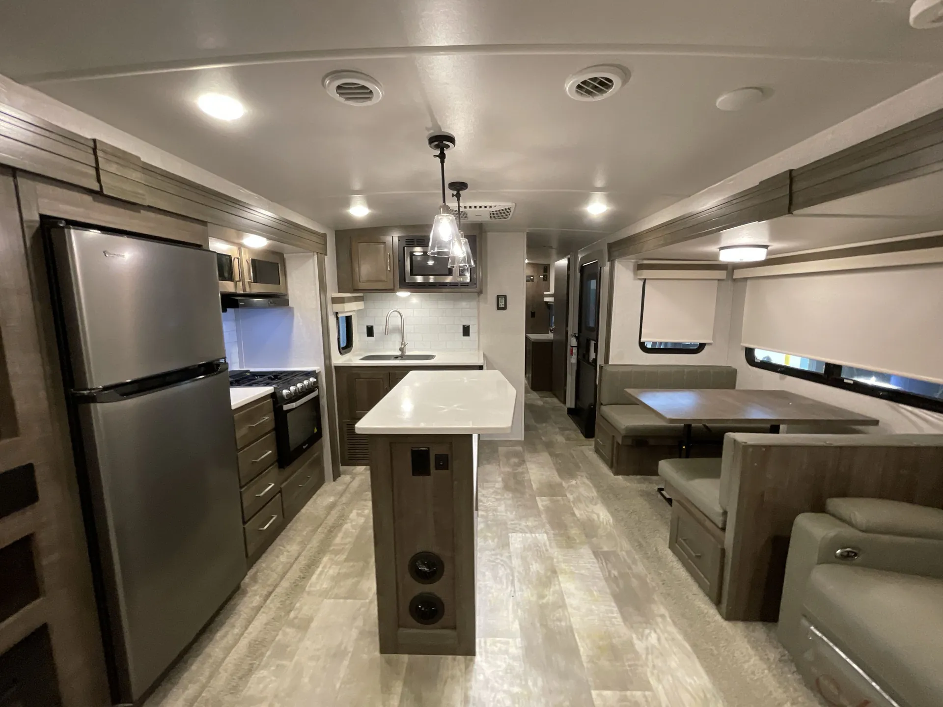 2022 Forest River Rockwood Ultra Lite 2906BS — living area main