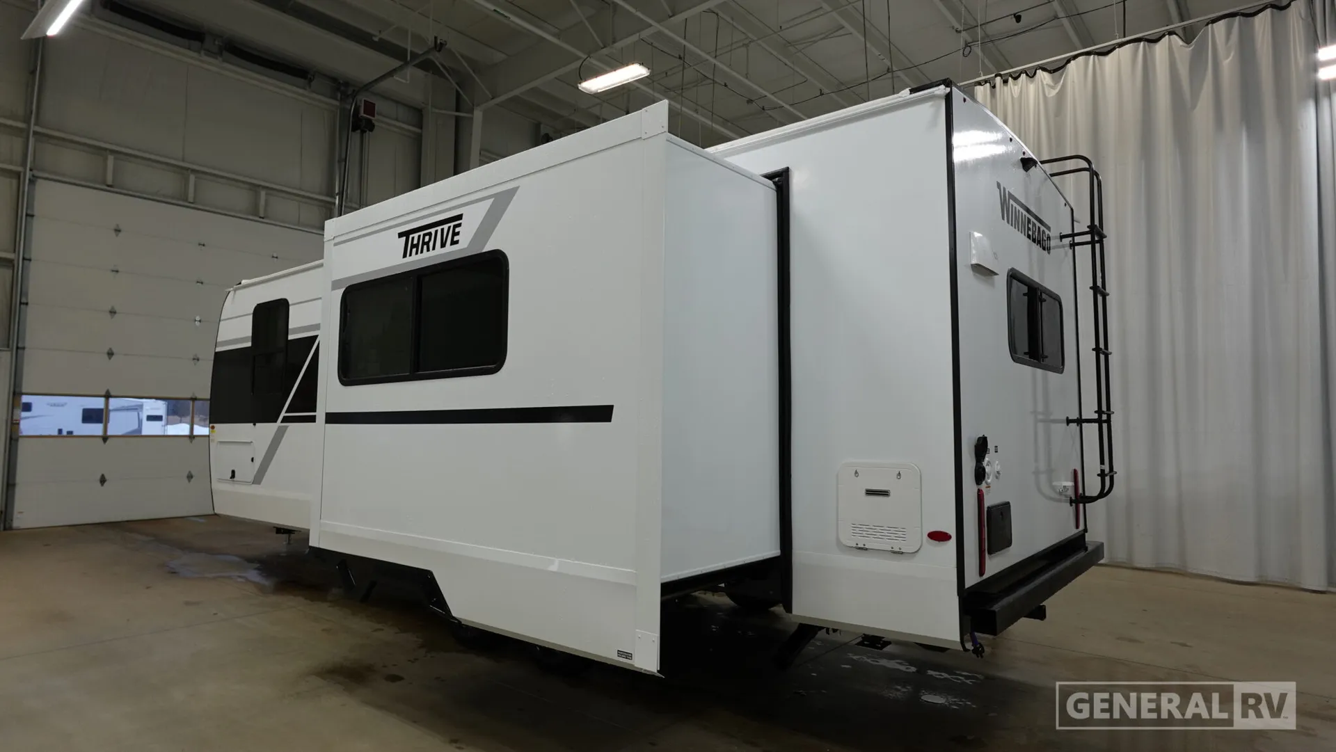 2026 Winnebago Thrive 24RKS - Photo 4