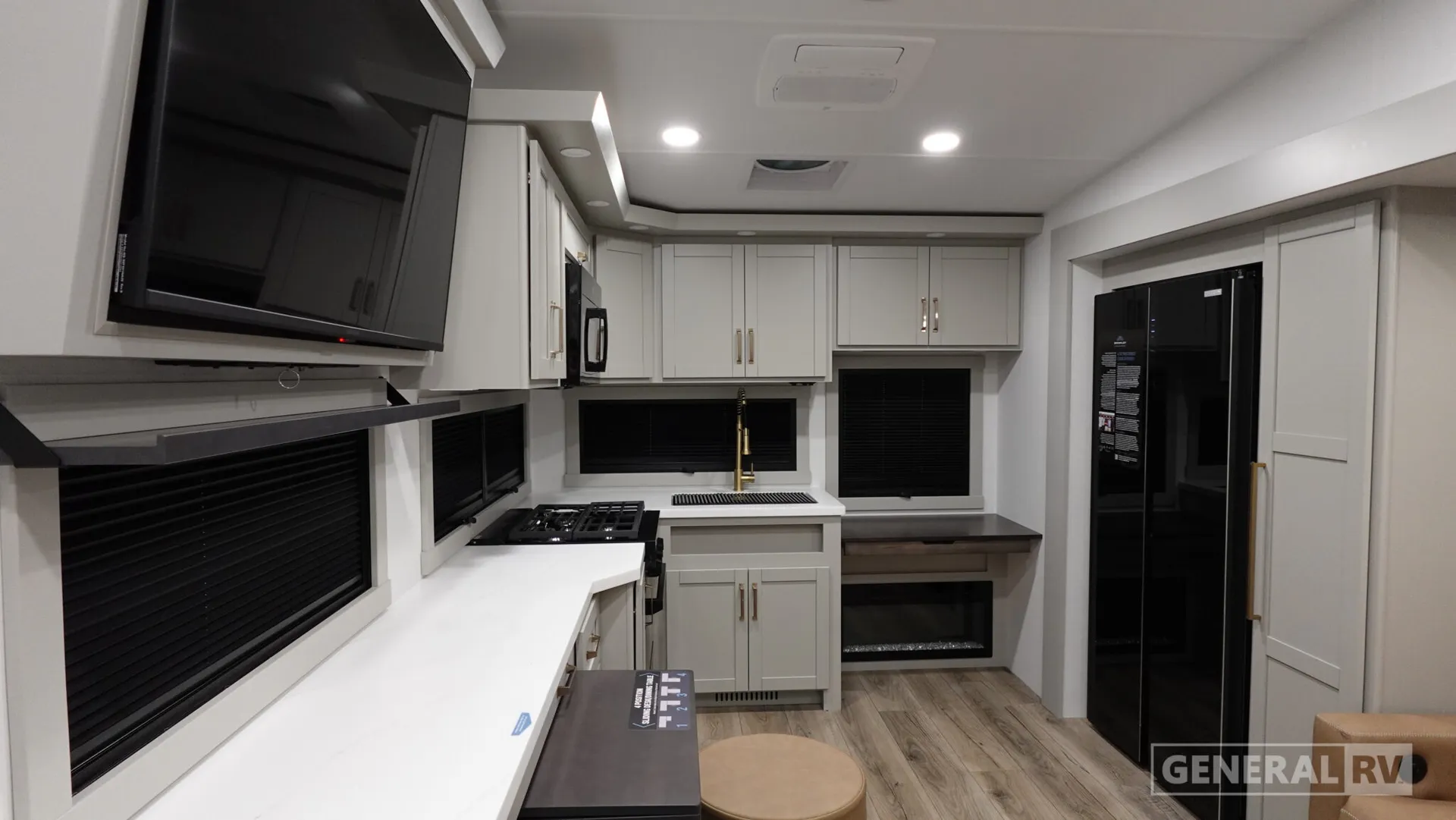 2026 Brinkley Model Z 2680 - Photo 3
