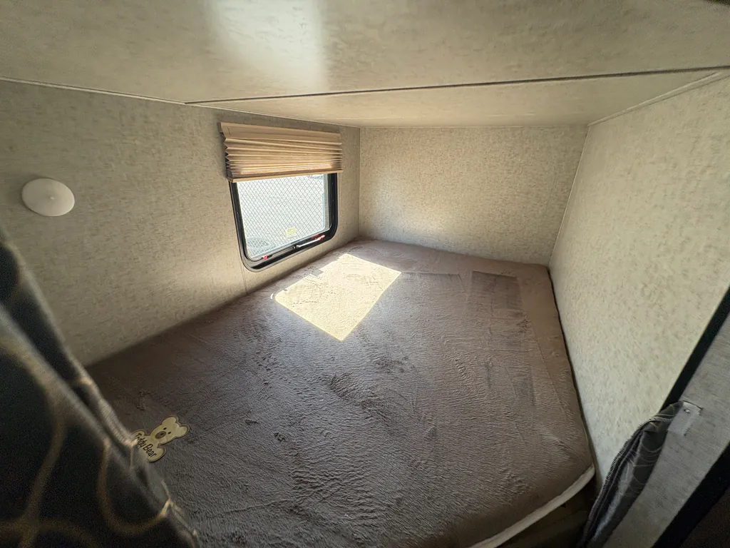 2019 Forest River Cherokee Grey Wolf 26DJSE, Photos photo 26
