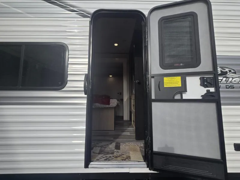 2026 Jayco Jay Flight Bungalow 401FLTS - Photo 4