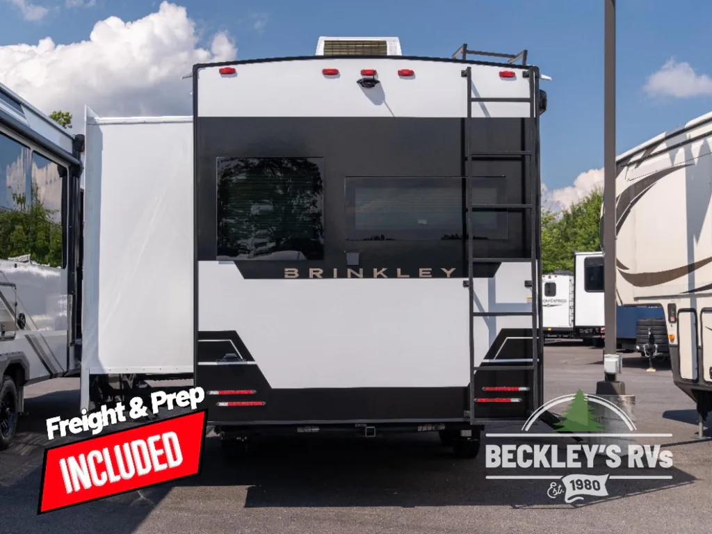 2027 Brinkley Model Z 2680, Photos photo 9