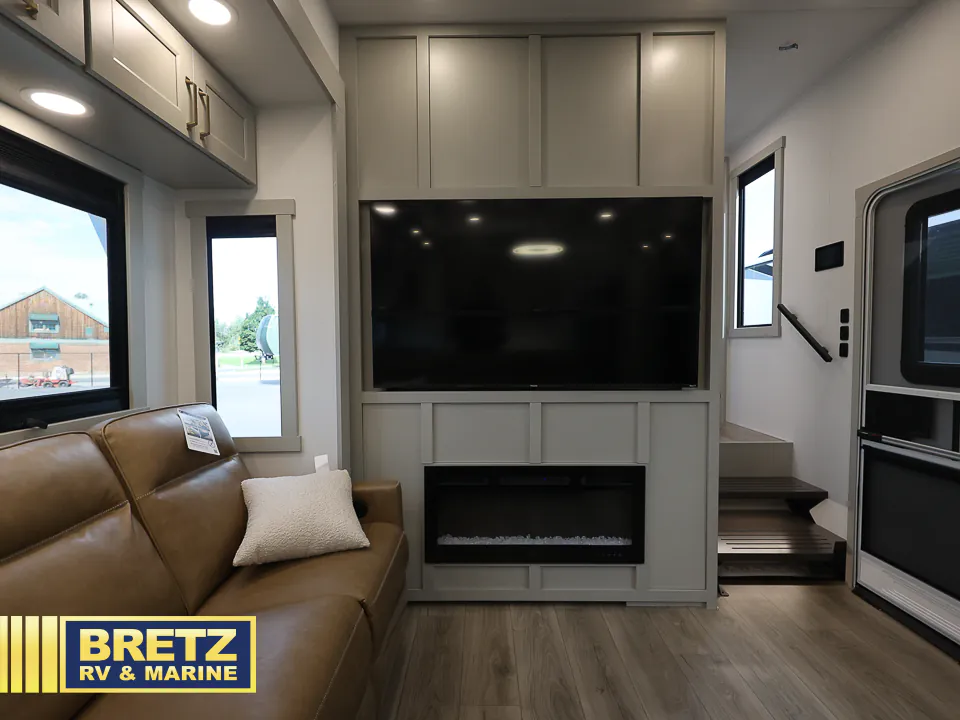 2027 Brinkley Model G 3970, Photos photo 26