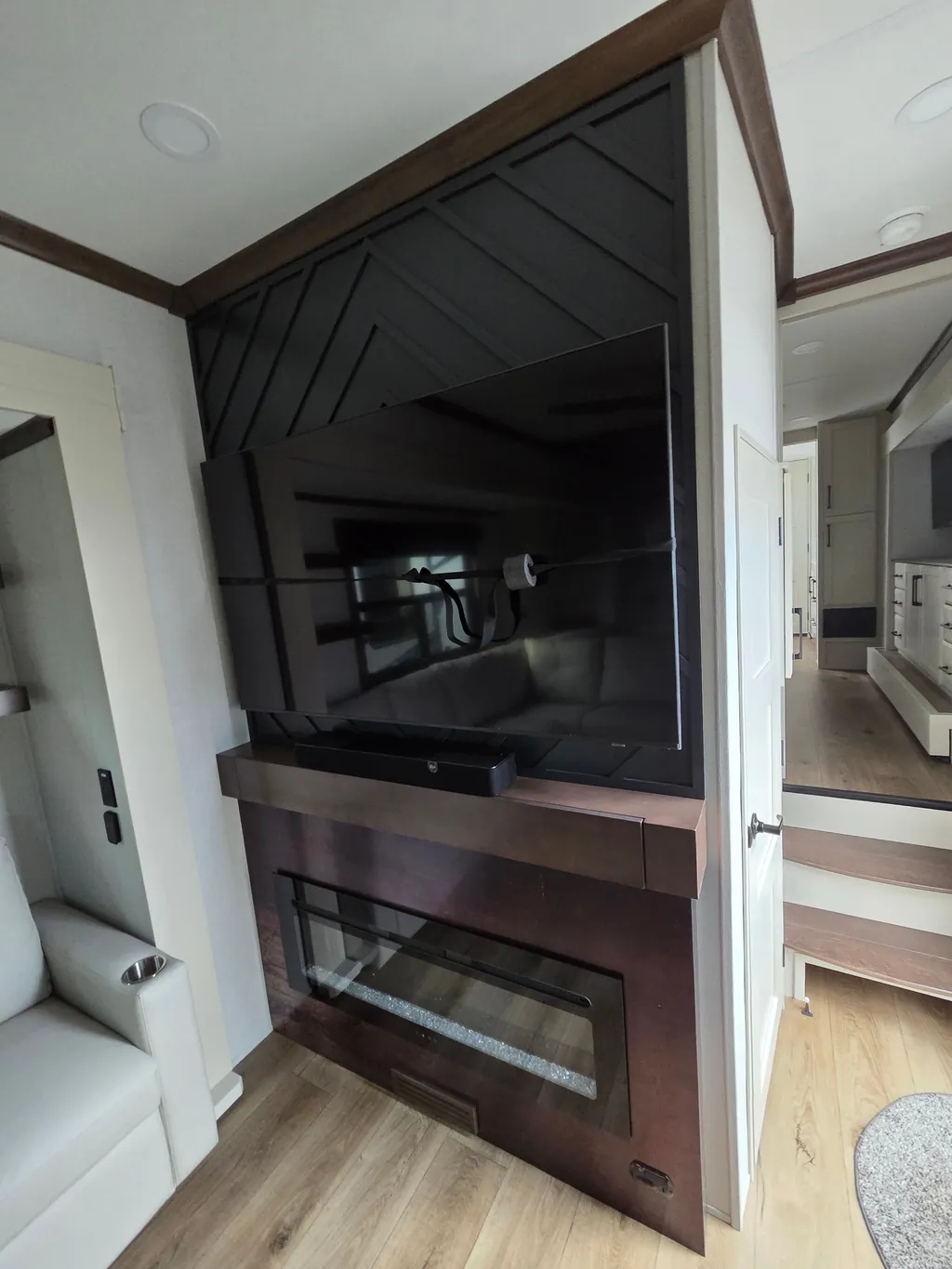 2026 Forest River Riverstone Legacy 43BFC, Photos photo 27