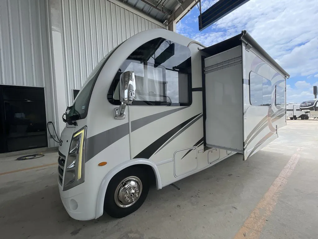 2023 Thor Motor Coach Vegas 24.4 - Photo 3