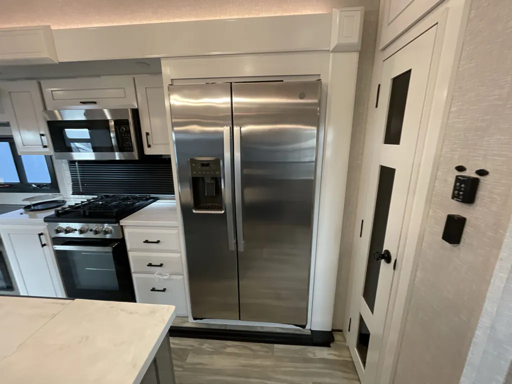 2024 Jayco Pinnacle 36FBTS, Photos photo 7