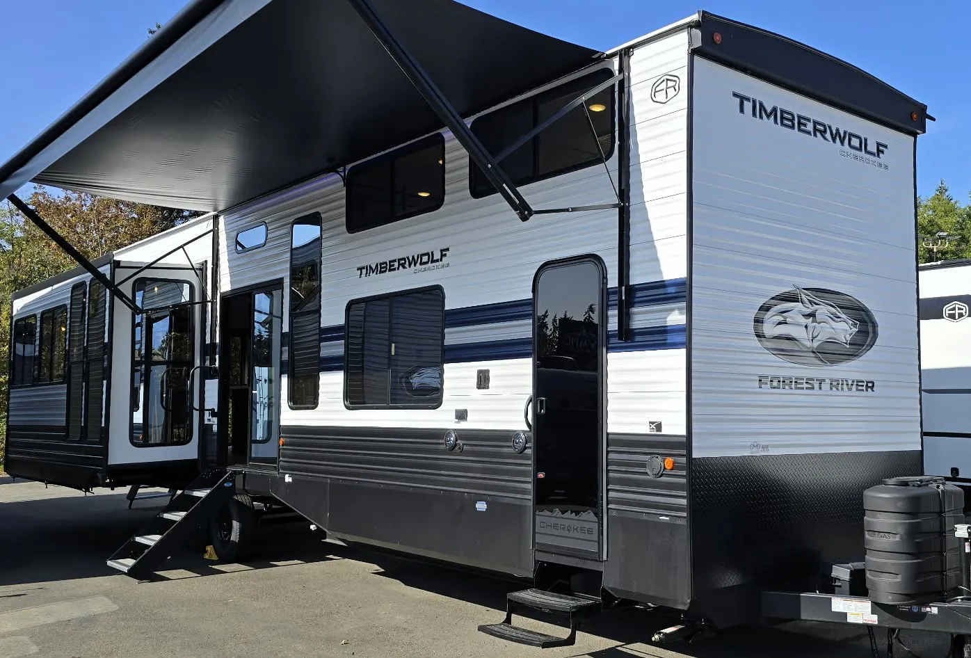 2027 Forest River Cherokee Timberwolf 39JM