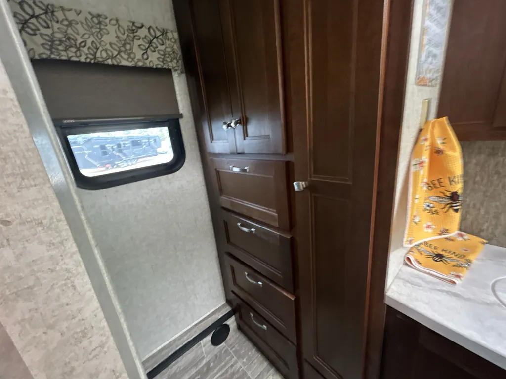 2018 Forest River Forester 2421MS, Photos photo 18