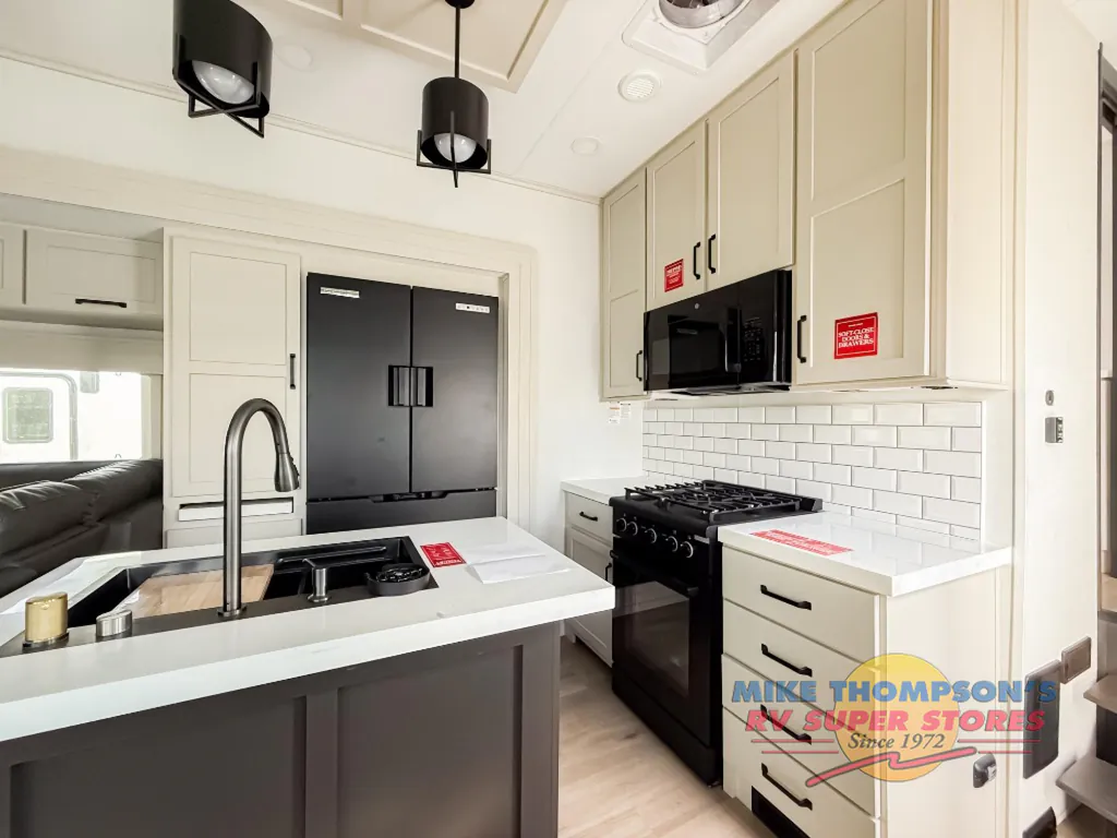2026 Grand Design Momentum 399M, Photos photo 24