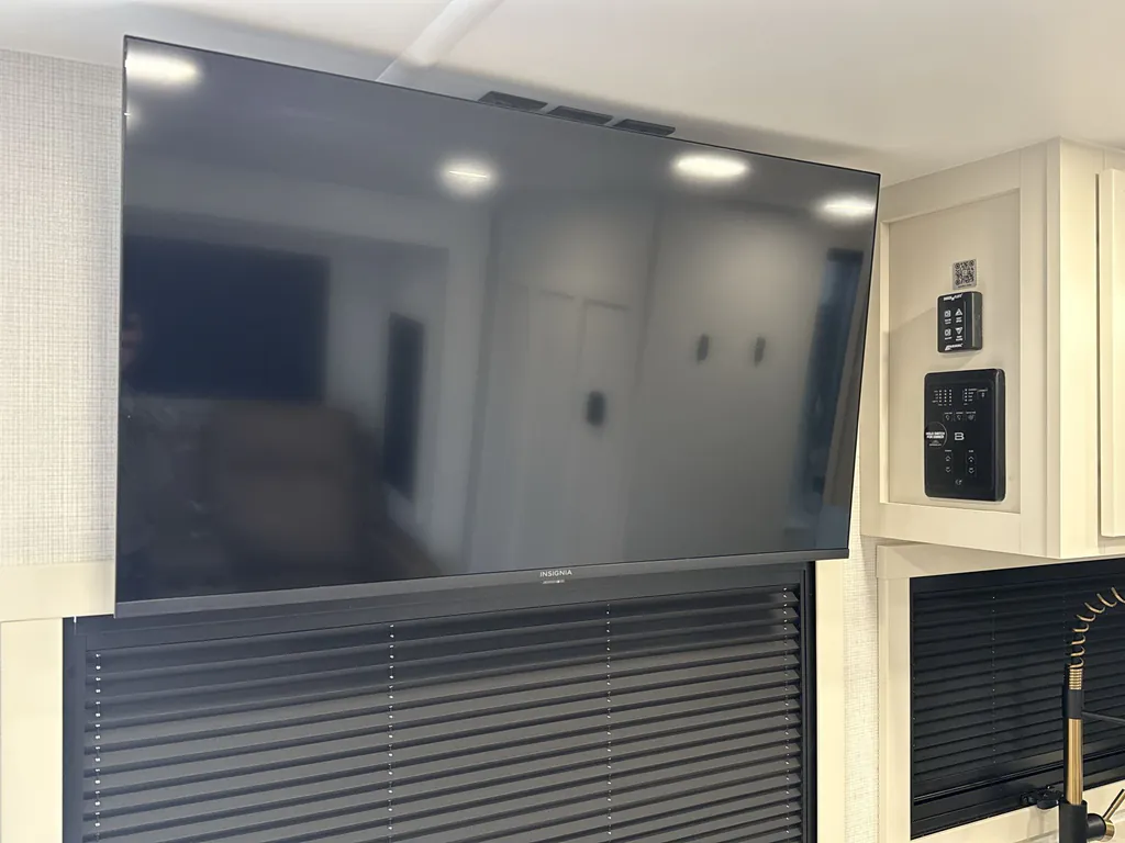 2026 Brinkley Model Ix 20X, Photos photo 14