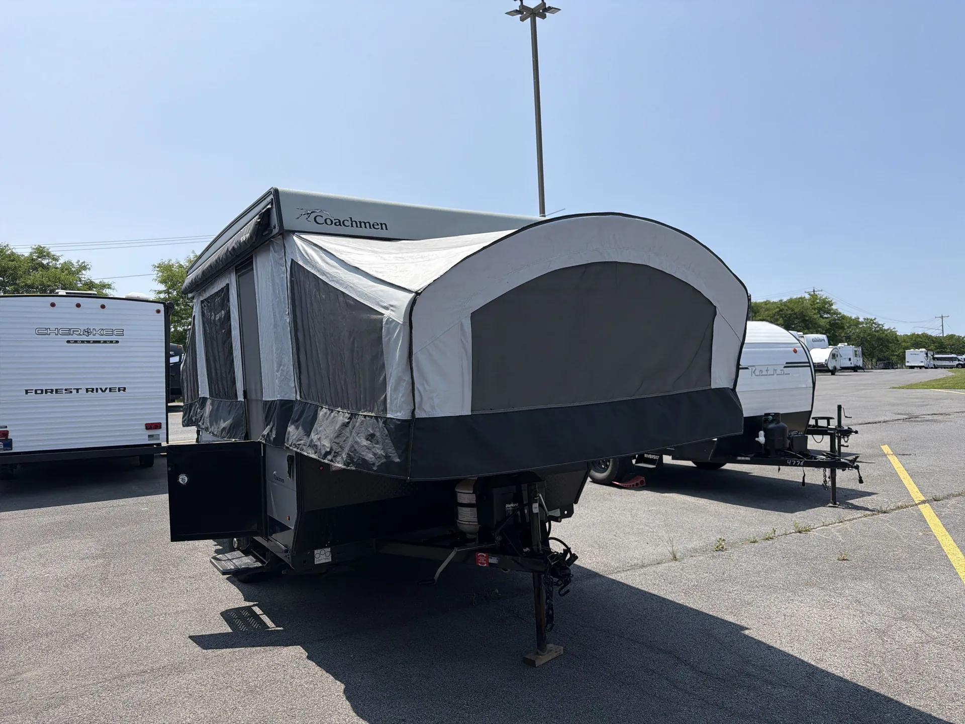 2022 Coachmen Clipper LS 107LS - Photo 2