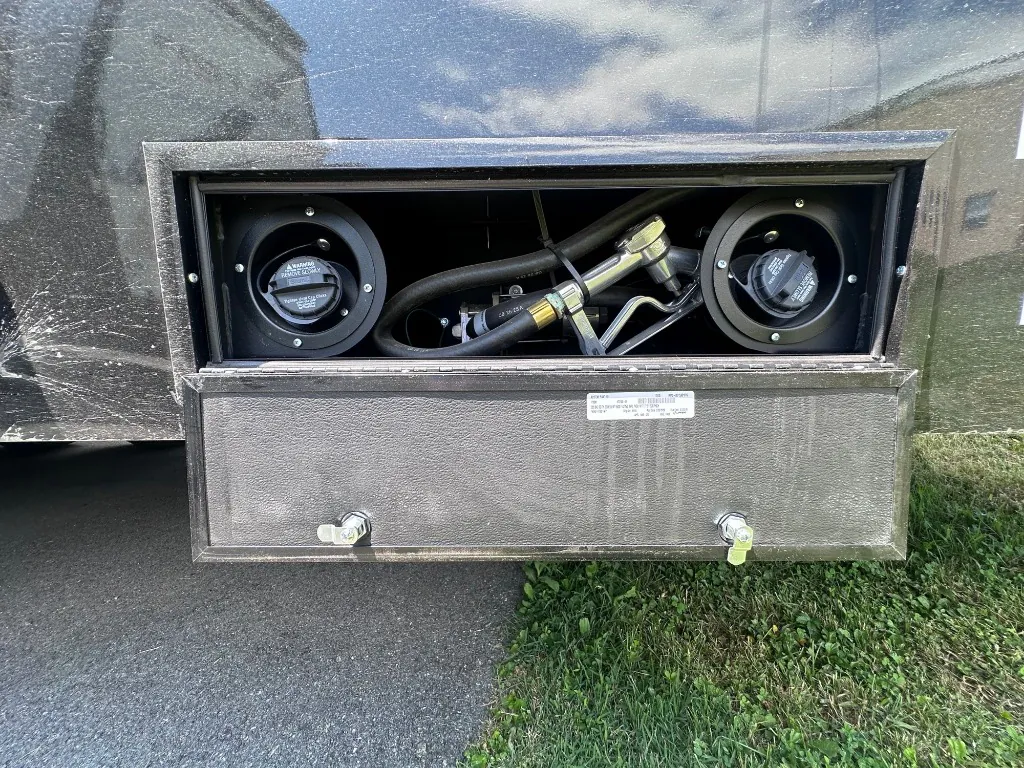 2026 Keystone Raptor 433, Photos photo 22