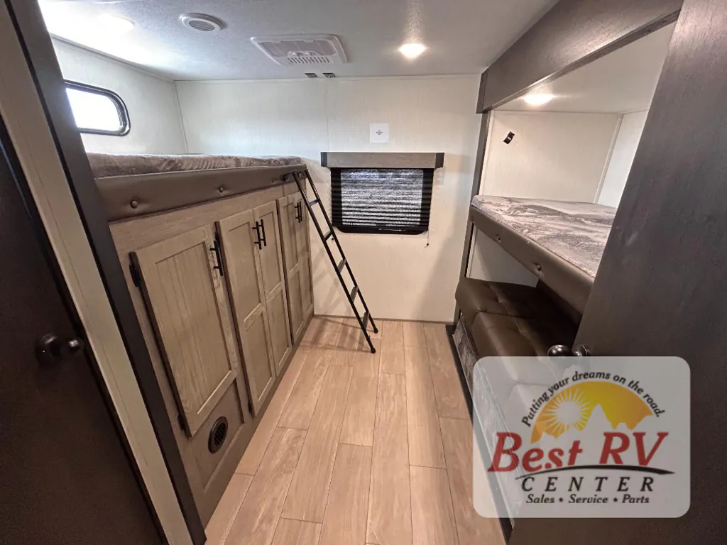 2026 Forest River Cherokee Alpha Wolf 33BH, Photos photo 90