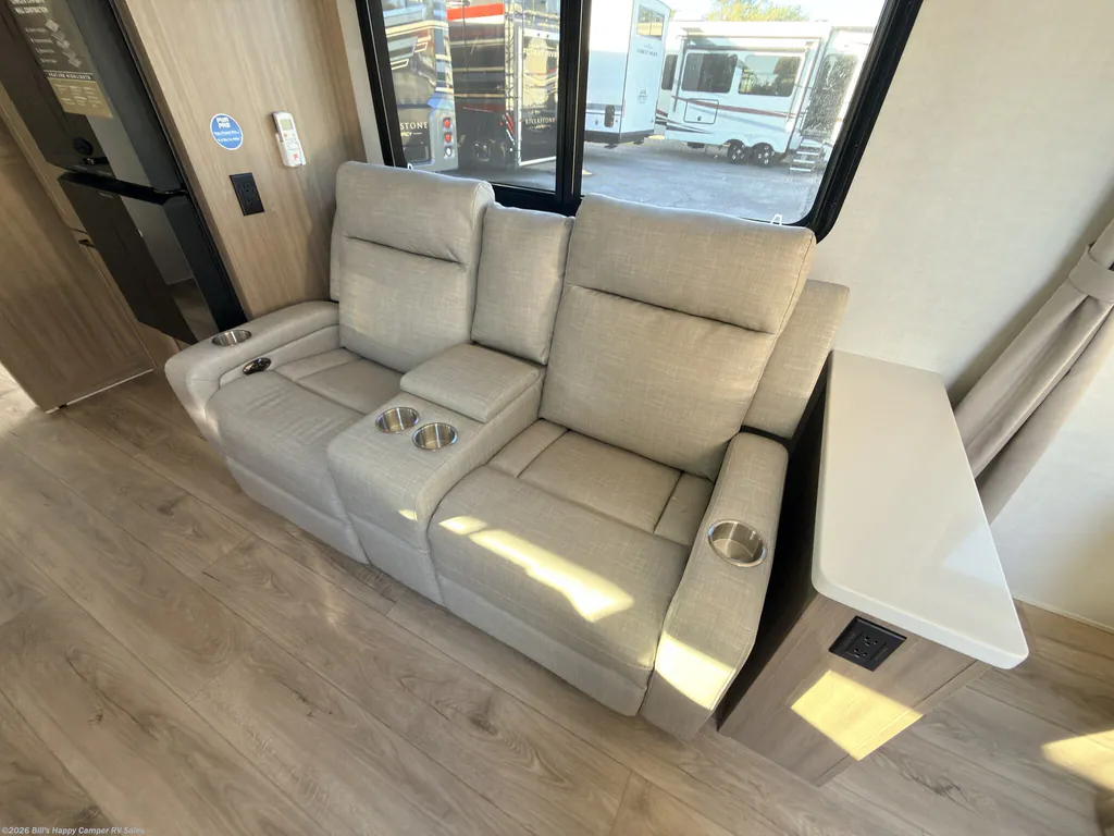 2027 Forest River Rockwood Mini Lite 2524FBT, Photos photo 15