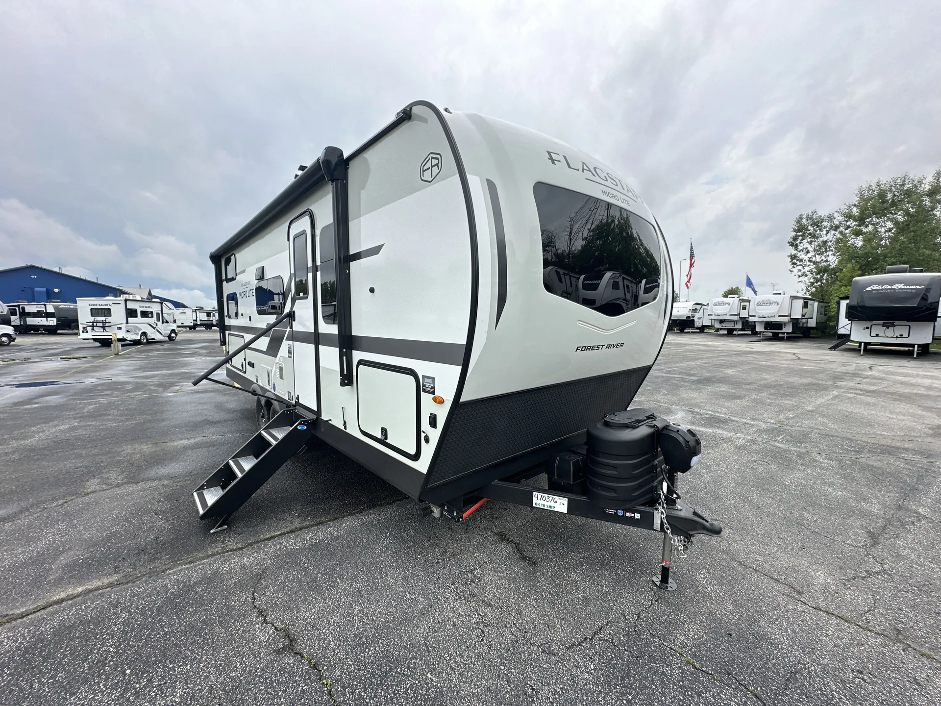 2027 Forest River Flagstaff Micro Lite 25BRDS - Photo 2