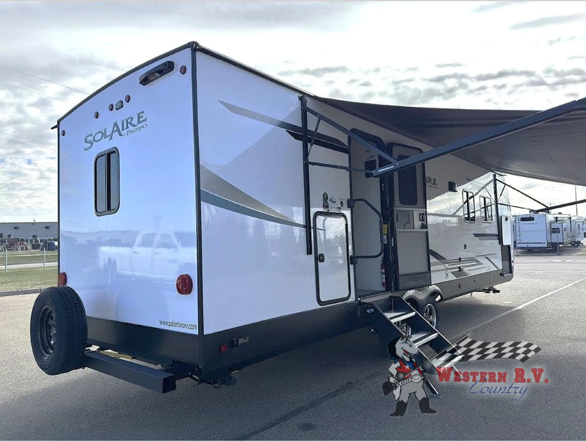 2025 Palomino Solaire Ultra-Lite 2580RBSS - Photo 4