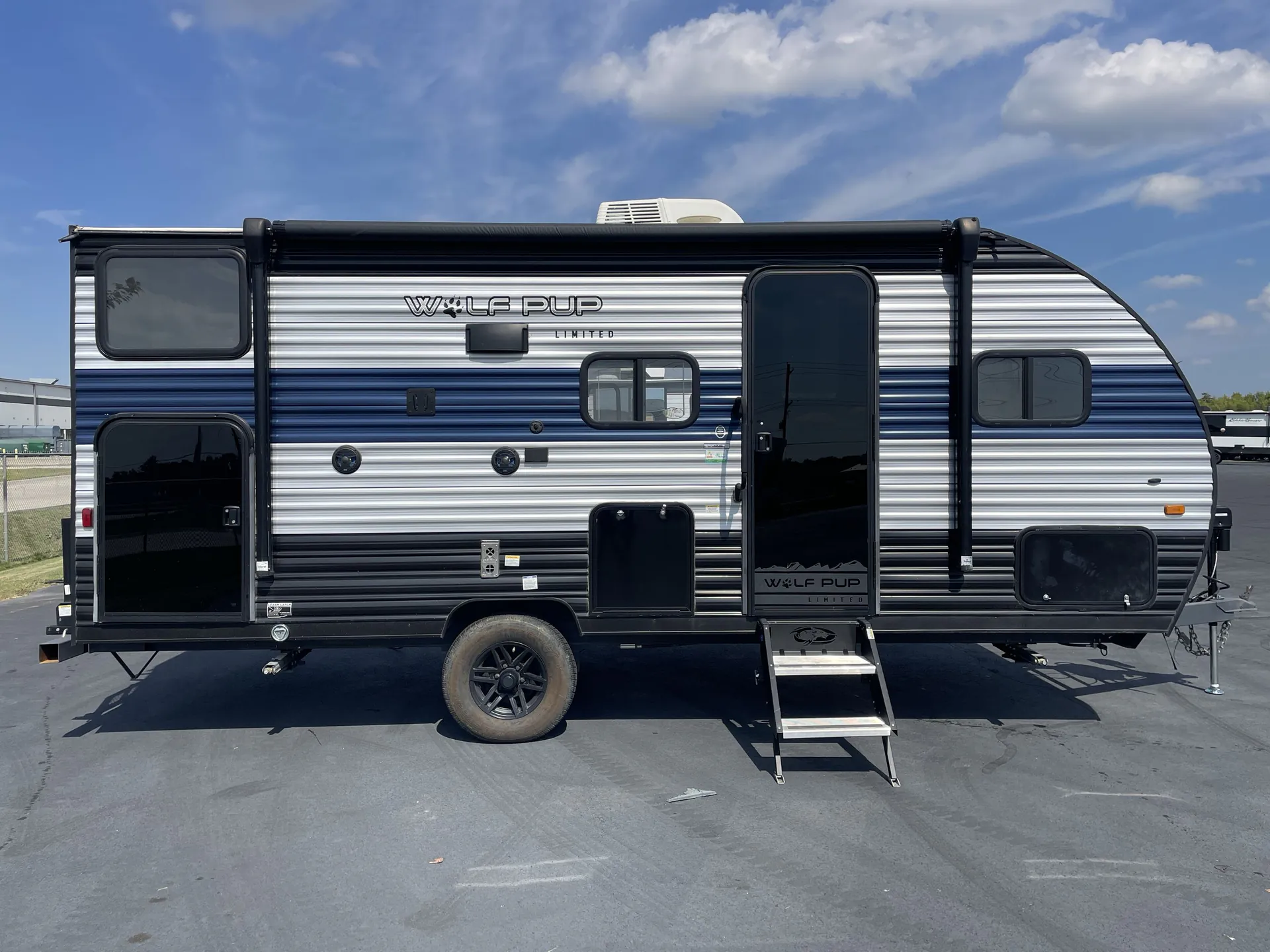 2022 Forest River Cherokee Wolf Pup 17JG — campside