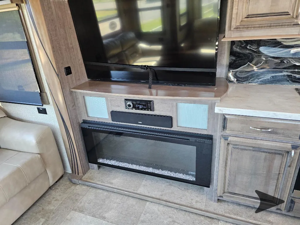 2020 Forest River Cedar Creek Champagne Edition 38EL, Photos photo 33