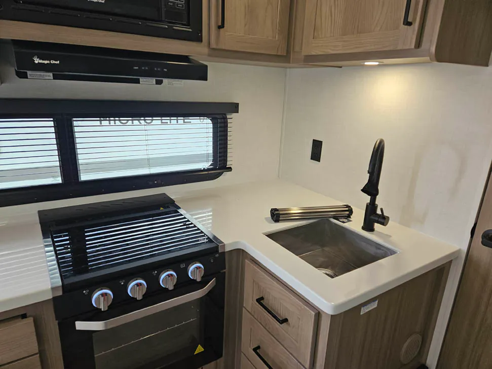 2027 Forest River Flagstaff Micro Lite 22LKS, Photos photo 16