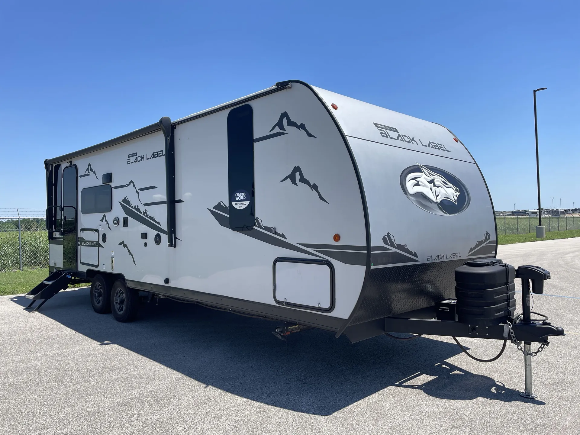 2024 Forest River Cherokee Grey Wolf Black Label 23MKBL - Photo 2