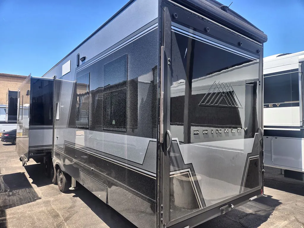 2026 Brinkley Model G 3970, Photos photo 5
