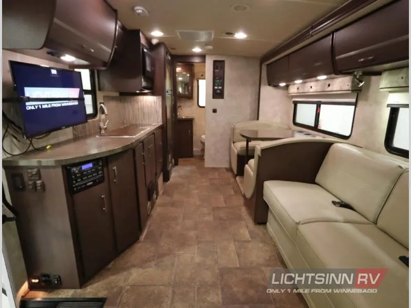 2014 Winnebago View 24M - Photo 4