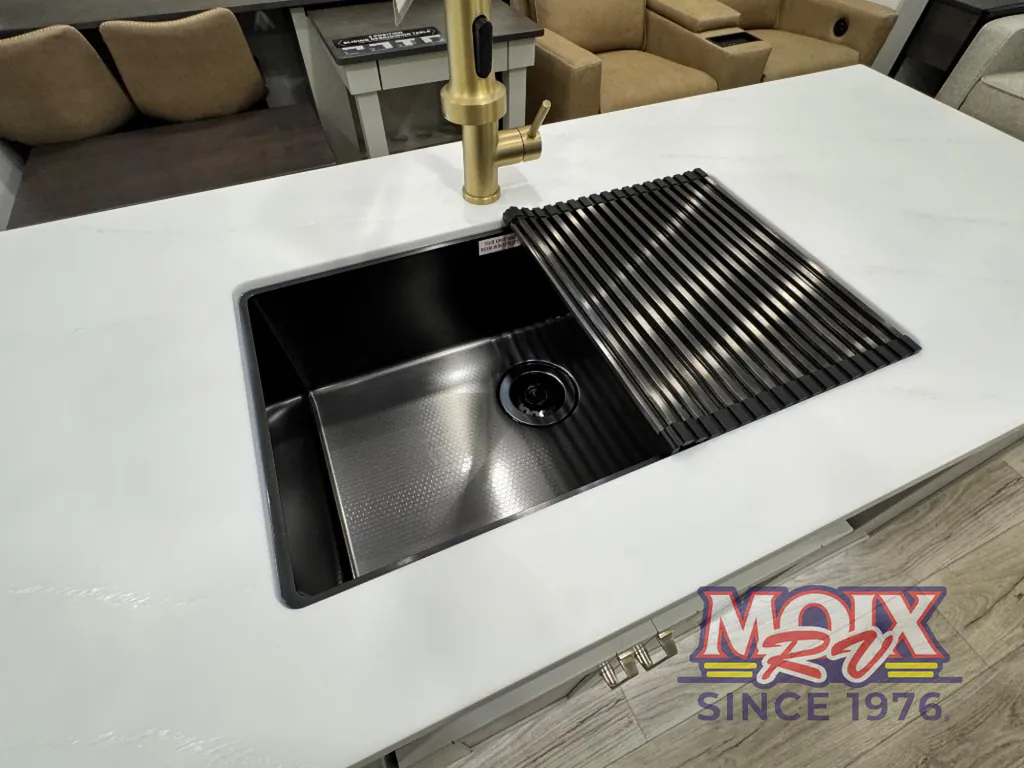 2026 Brinkley Model Z 3600, Photos photo 44