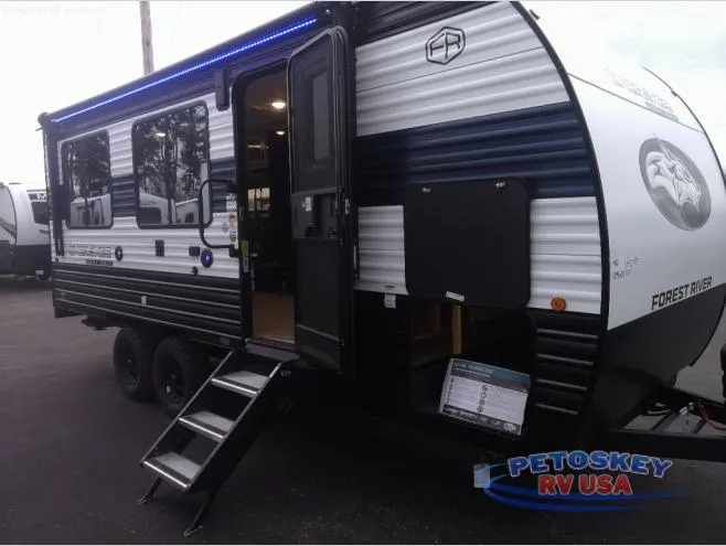 2026 Forest River Cherokee Grey Wolf 18RR - Photo 3