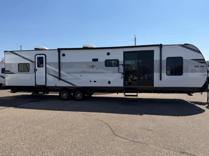 2025 Jayco Jay Flight SLX 380DQS - Photo 3