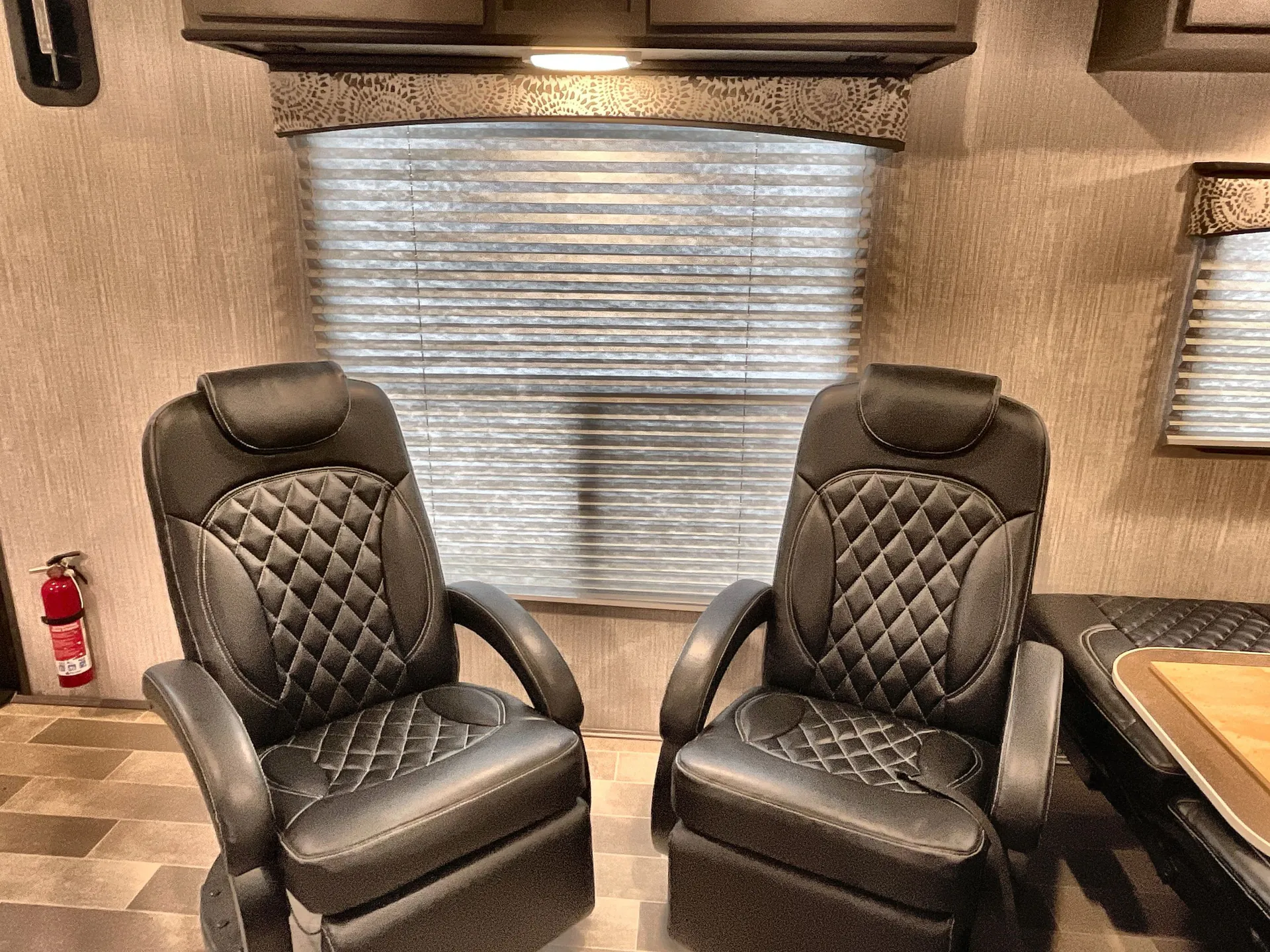 2021 Cruiser RV MPG MPG 2700TH — living area main