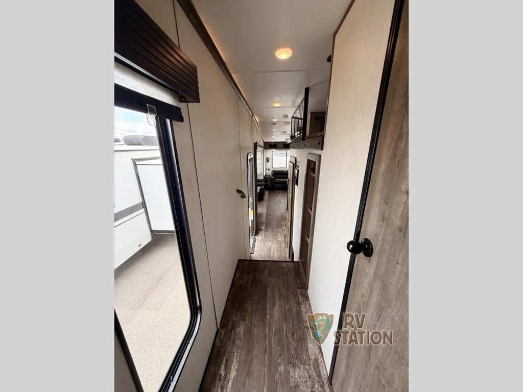 2022 Forest River Sabre 36BHQ, Photos photo 50