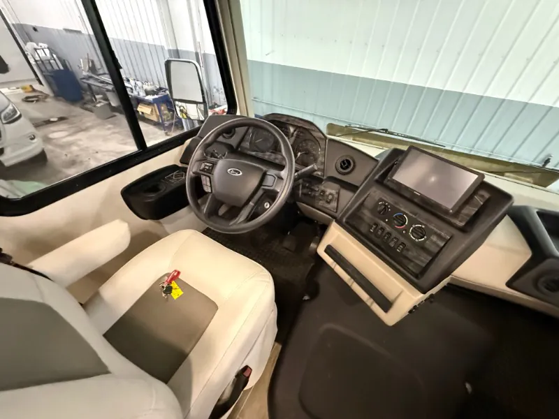 2022 Forest River Georgetown 5 Series GT5 36B5, Photos photo 4