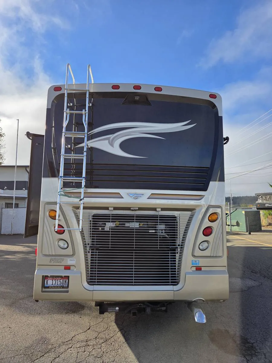 2016 Fleetwood Pace Arrow LXE 38K, Photos photo 3