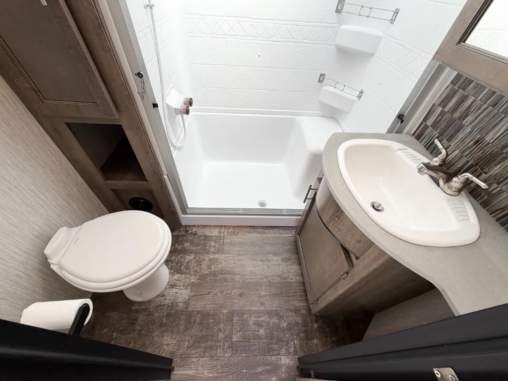 2019 Forest River Sabre 32DPT, Photos photo 5