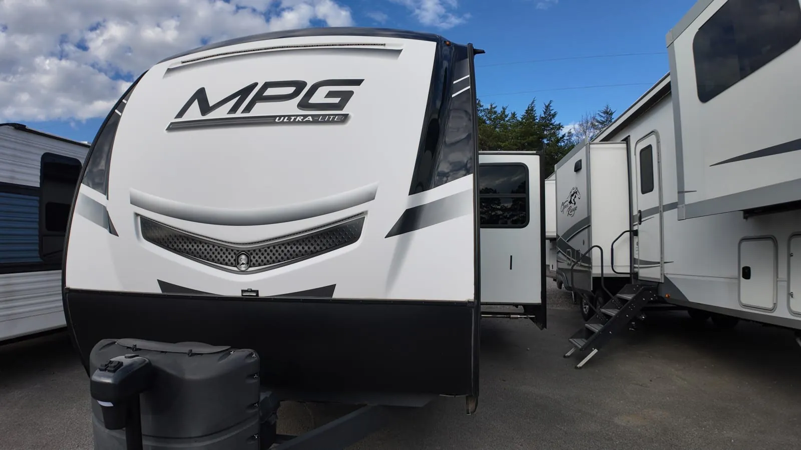 2022 Cruiser RV MPG 2500BH - Photo 3