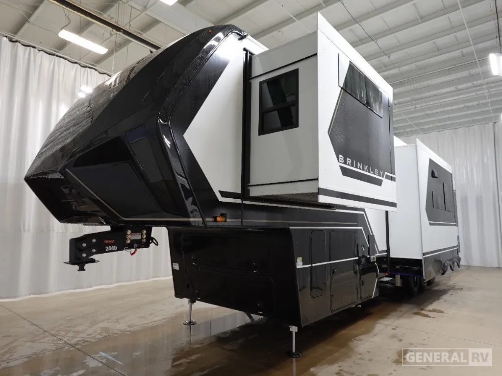 2026 Brinkley Model G 4100, Photos photo 5