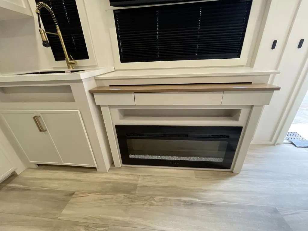2027 Brinkley Model I 294, Photos photo 5