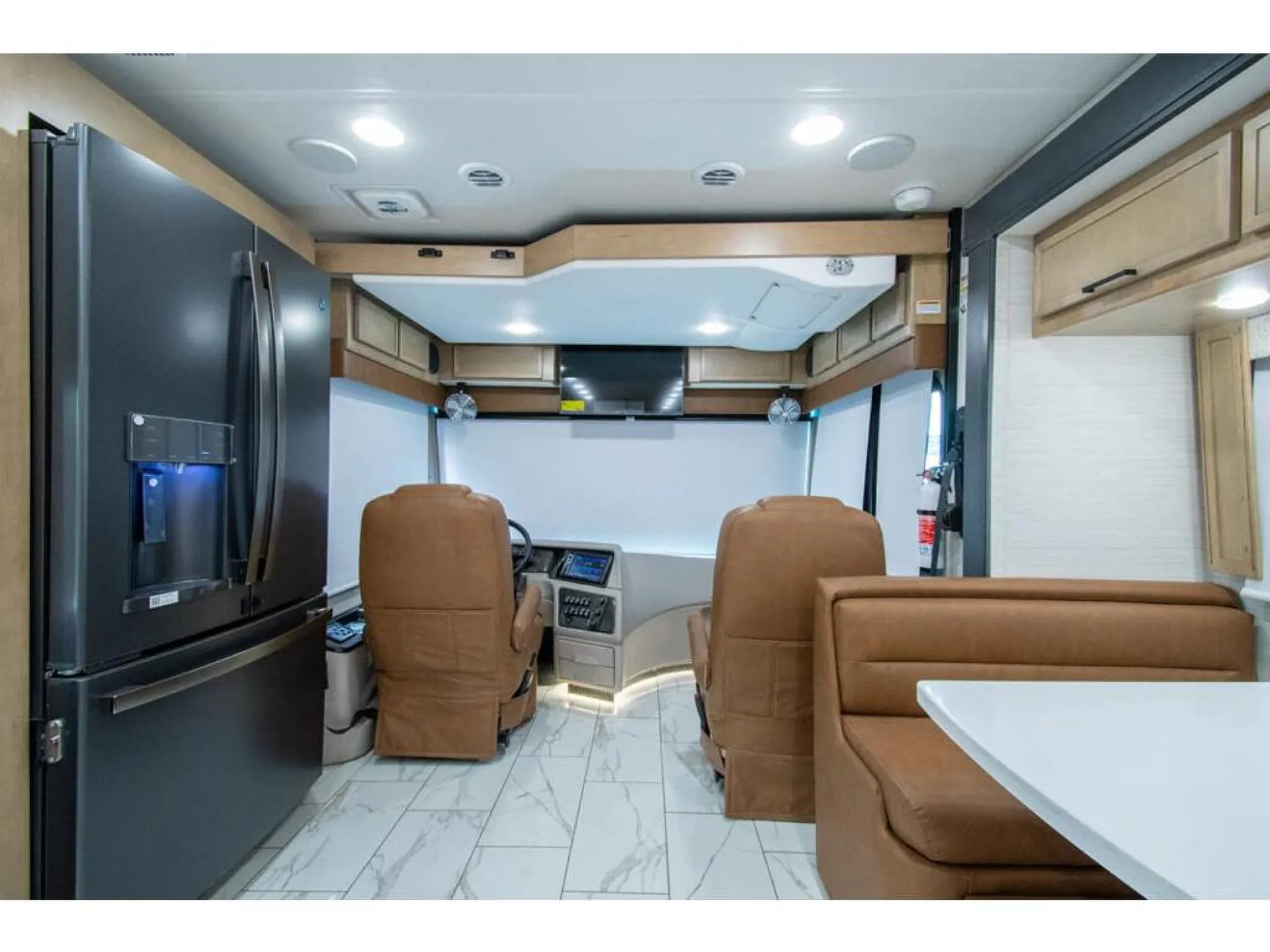 2026 Forest River Berkshire XL 40E - Photo 3
