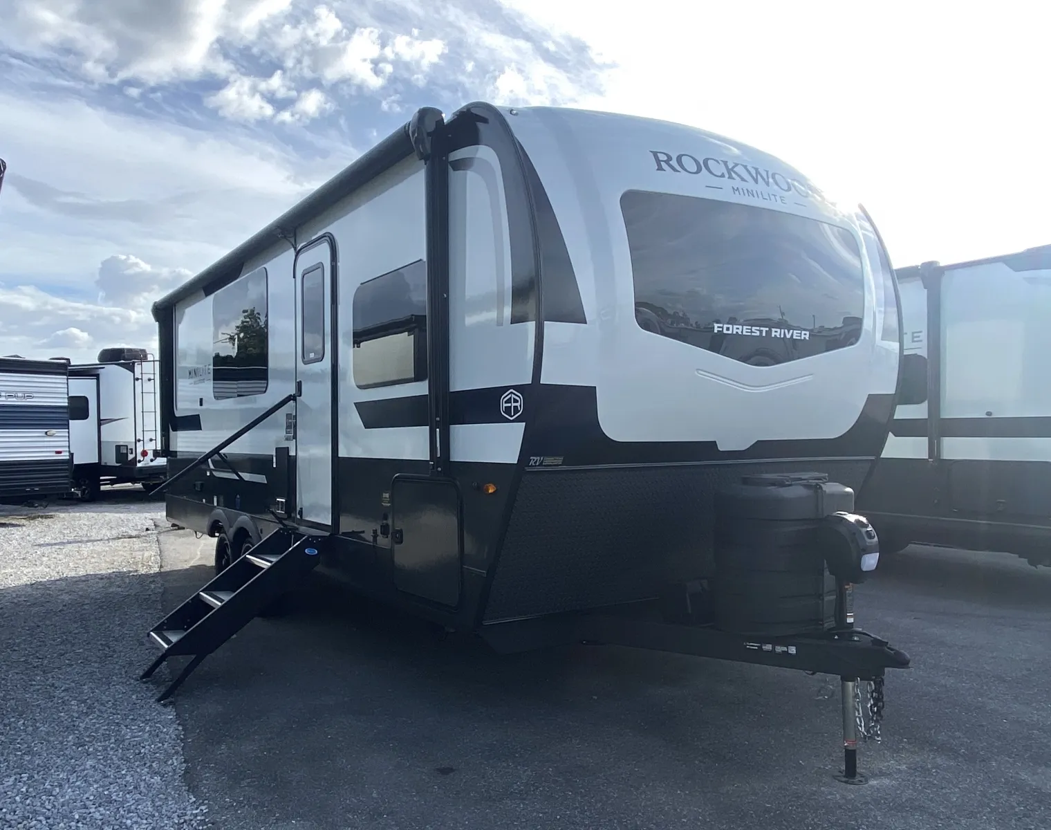 2026 Forest River Rockwood Mini Lite 2523MBR - Photo 2