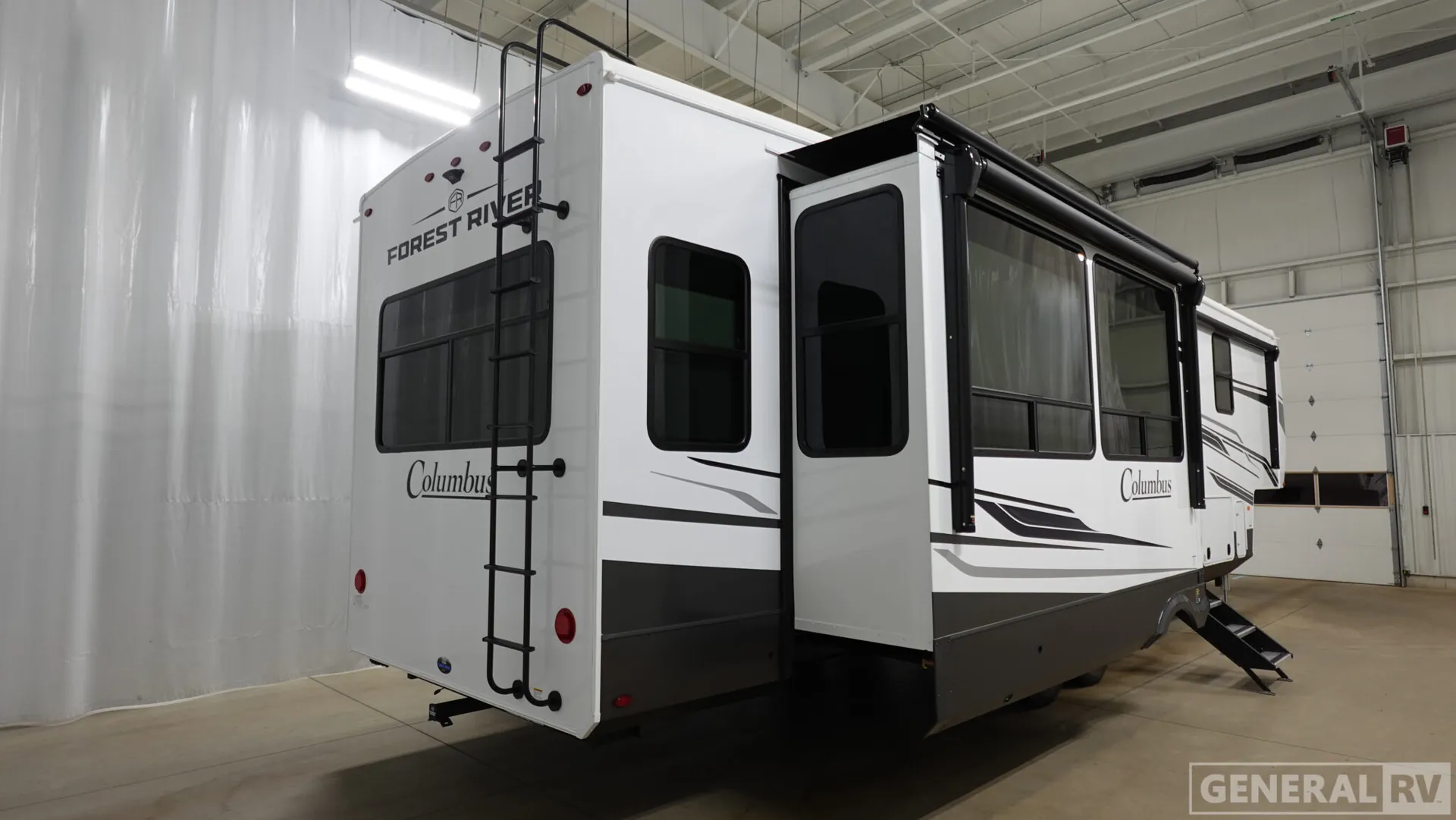 2026 Palomino Columbus 383RLH dealer photo 7 from General RV