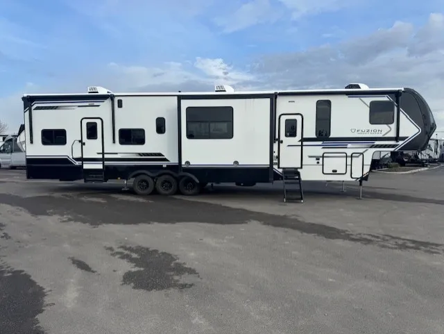 2026 Keystone Rv IMPACT 418 - Photo 4