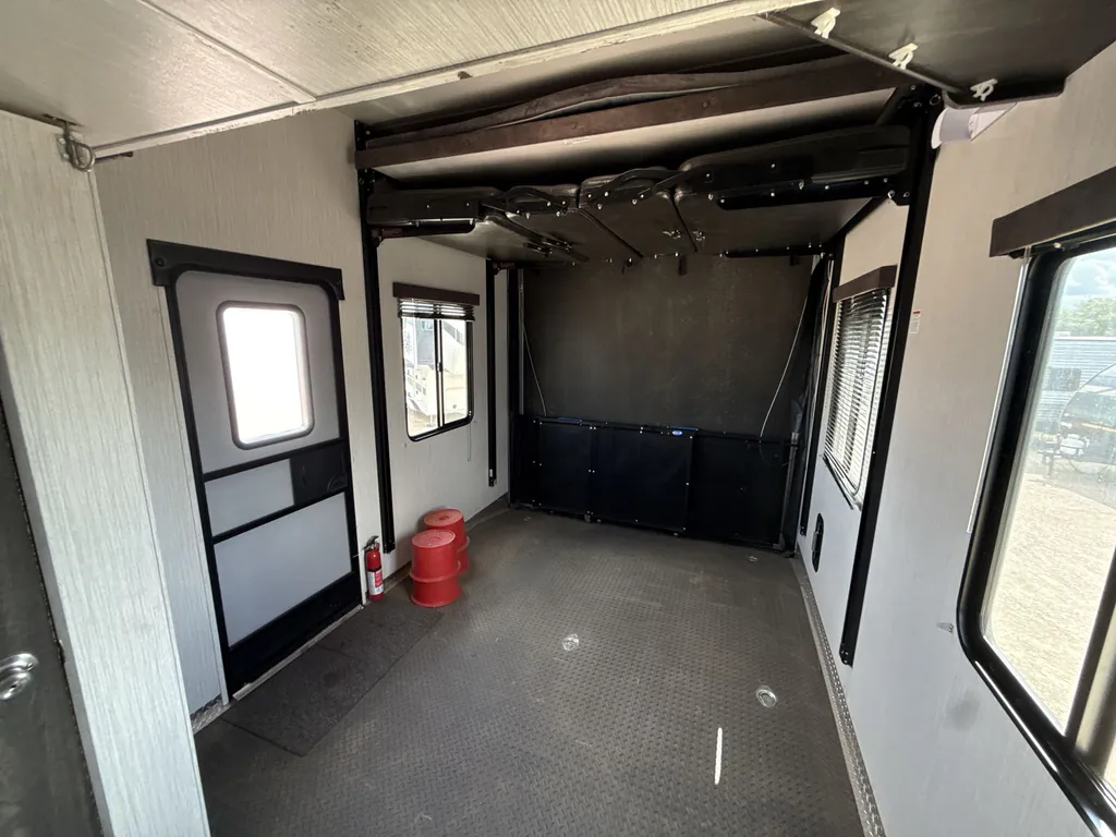 2021 Heartland Gravity 3610, Photos photo 21