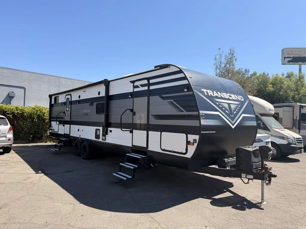 2023 Grand Design Transcend Xplor 321BH - Photo 2