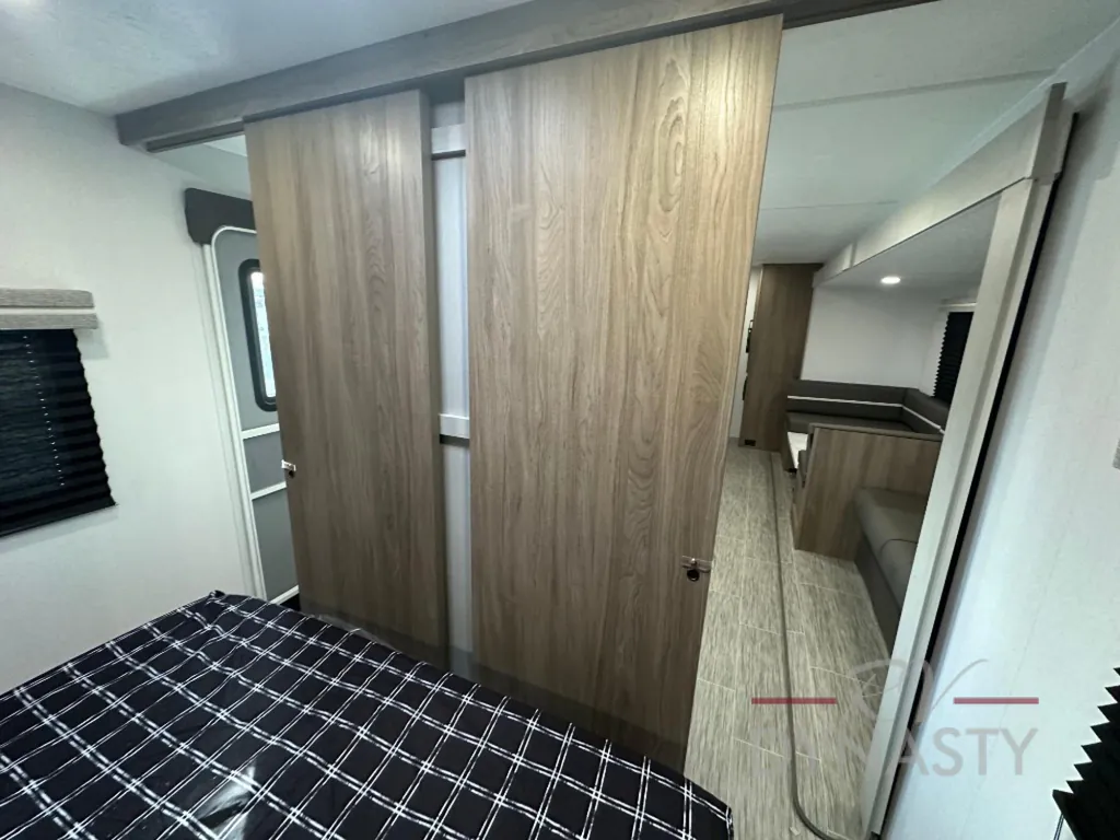2025 Coachmen Freedom Express Select 31SE, Photos photo 54